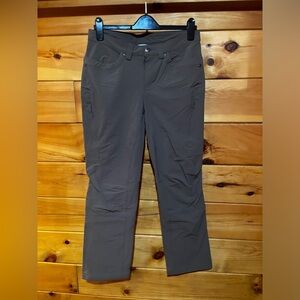 Duluth Trading women’s hiking pants